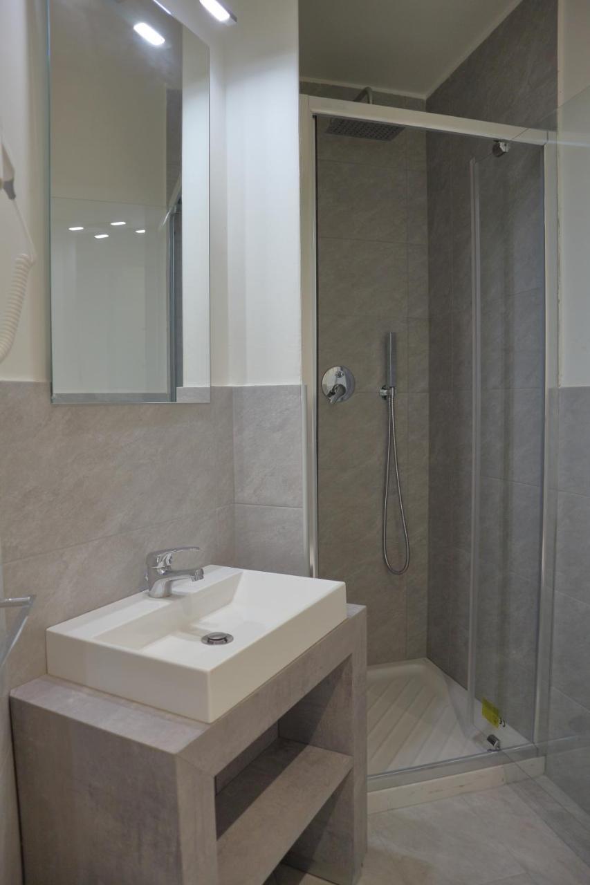 Dimora Dell'Arte - Foresteria Lombarda Smart Rent Sesto San Giovanni Eksteriør bilde